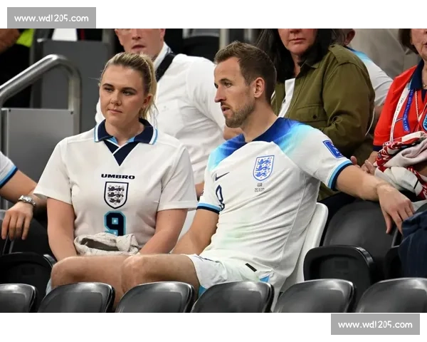 图片报：凯恩妻子慕尼黑舒心，成其未来去留关键